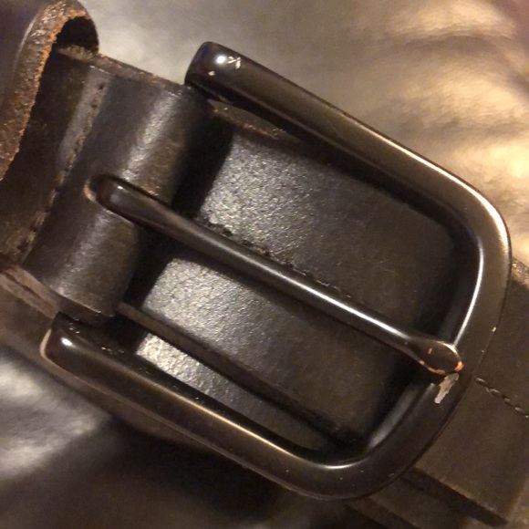 Allen Edmonds leather belt size 34 - Picture 3 of 5
